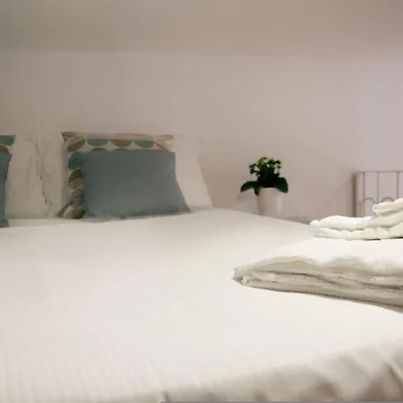 Italianway - Copernico I Apartman *
